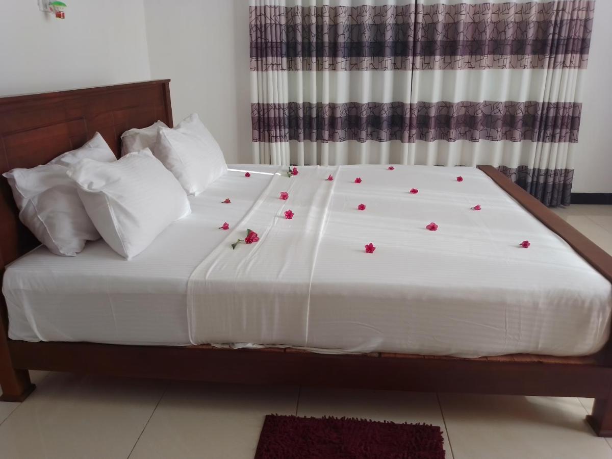 Sea & Greens Apartments Unawatuna Eksteriør bilde