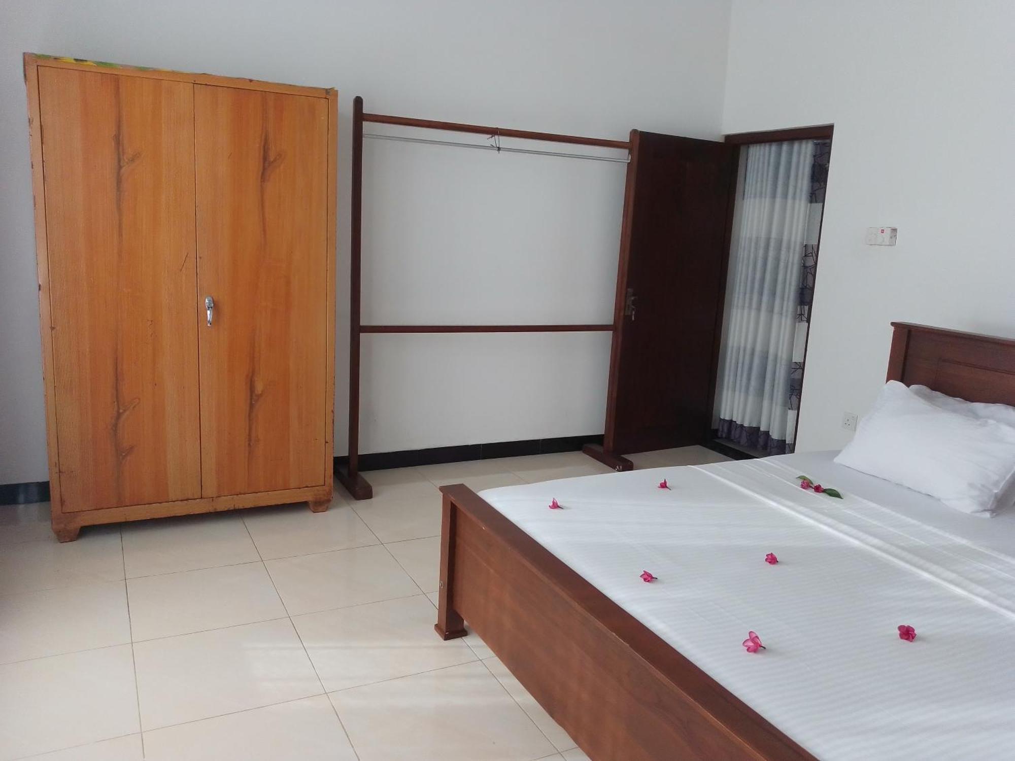 Sea & Greens Apartments Unawatuna Eksteriør bilde