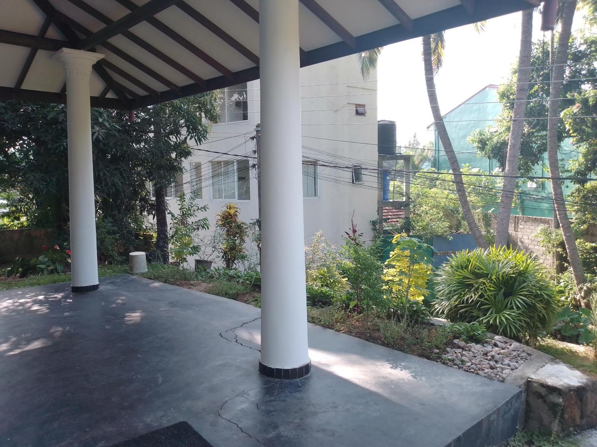 Sea & Greens Apartments Unawatuna Eksteriør bilde
